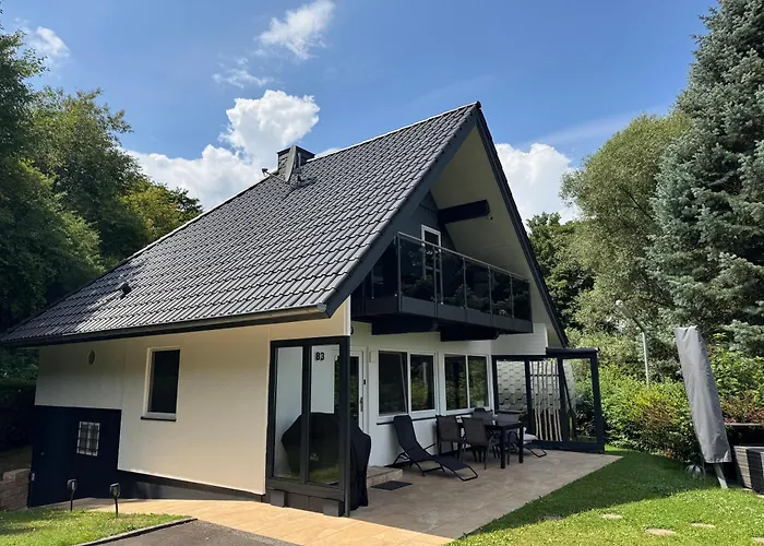 SEA Office - Modernes Ferienhaus mit tollem Seeblick