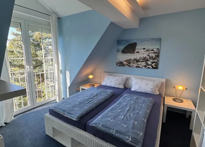 Ferienwohnung im Poolhaus mit Ostseeblick