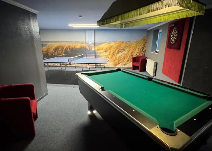 Ferienwohnung im Poolhaus mit Ostseeblick