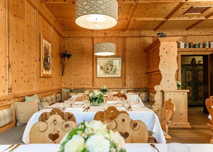 Bauer Hotel Und Restaurant Feldkirchen , Germany