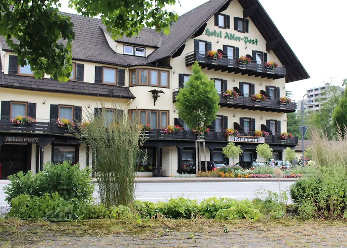 Adler Post