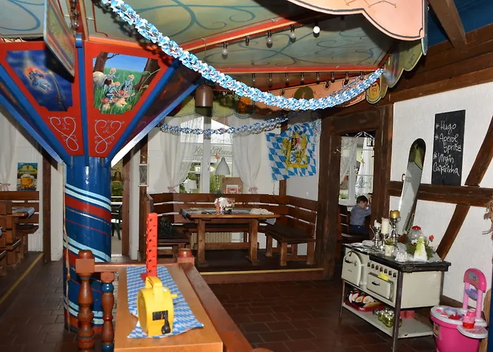 Hotel "Loewen" - Wellcome Motorbiker, Berufsleute Und Reisende Im Schwarzwald - Gasthaus Oeffnet Ende Juni Oberhof , Germany