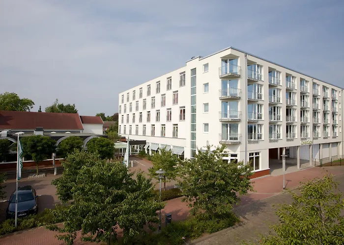 Conventgarten Waterfront - Kiel Canal