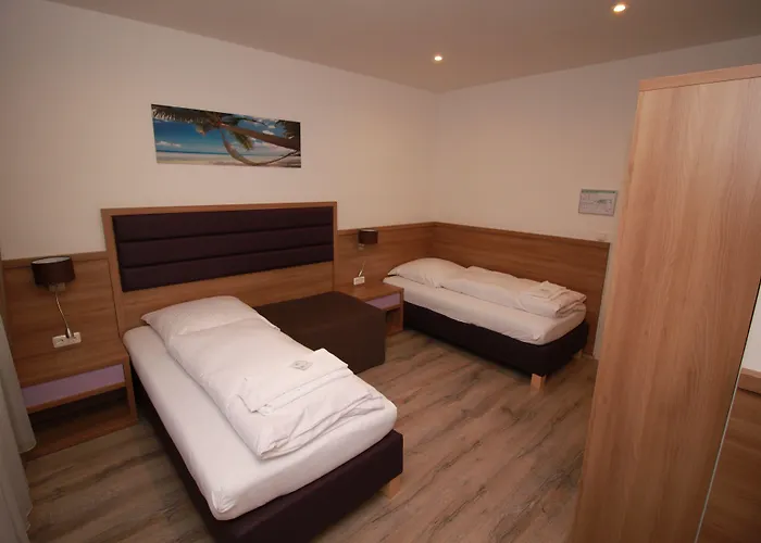 Slamba Hostel
