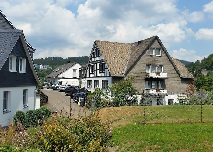 Zur Fredeburg