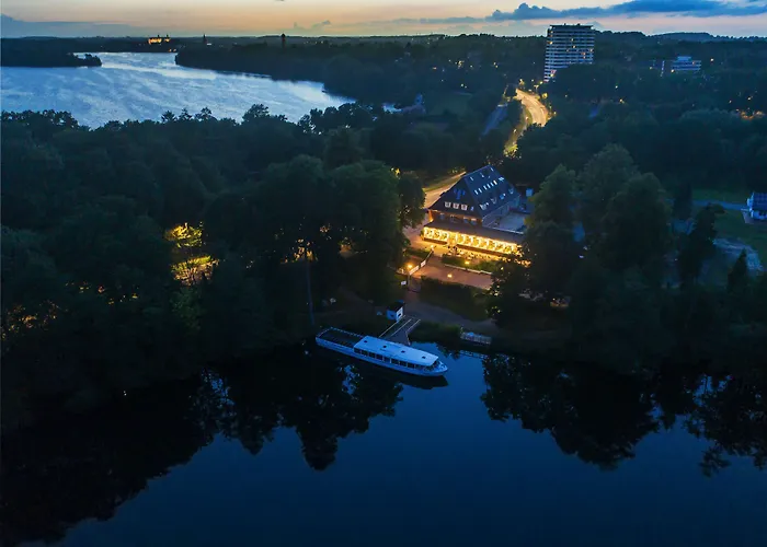 Lake House Ploen