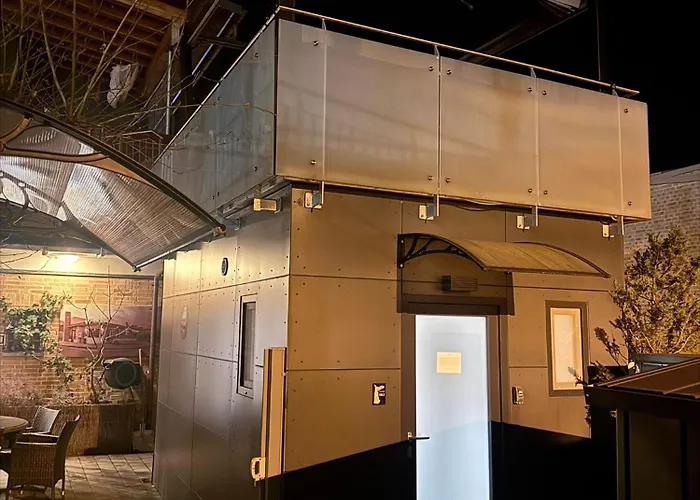 Tiny House Nike