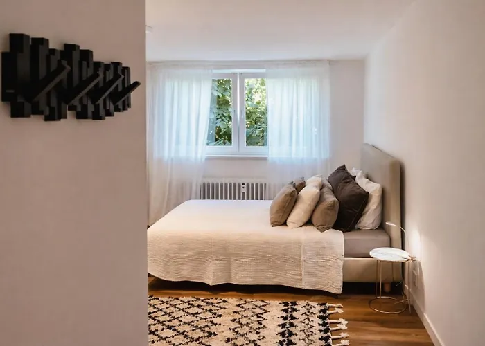 Zur Uni Klinik Exklusives Mit Küche Und Badezimmer