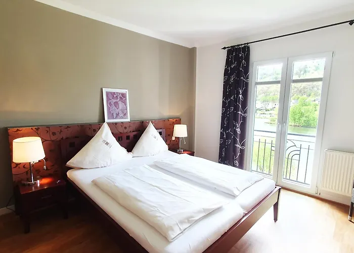 Ferienhaus Inselblick in Traumlage mit Balkon und Panoramablick