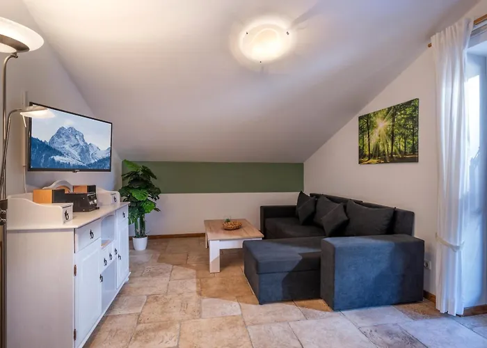 Bergschlössl - Appartment 25 mit Traumblick über das Inntal