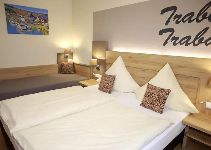 Weinhaus Graefen Hotel Cochem, Germany