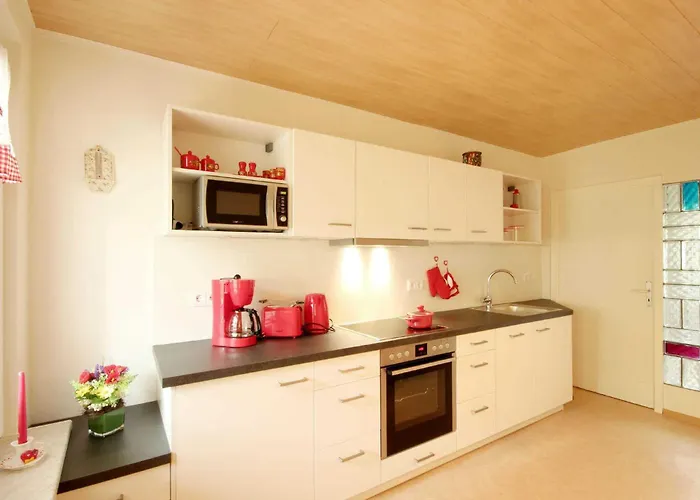 Bungalow am Schmachter See - 90635