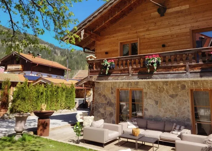 exklusives Alpenchalet mit Jacuzzi&Sauna für bis zu 14 Personen