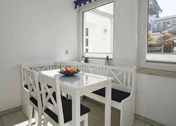 Ruhige Lage Mit Terrasse