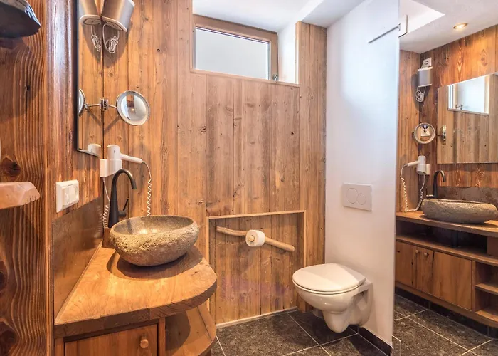 Alpenauszeit im Zirbenholz Chalet Inzell, Deutschland