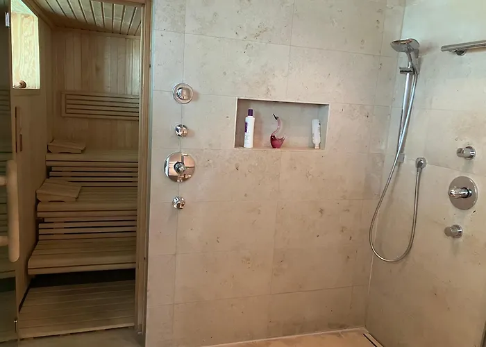 Wellness-Apartment mit Wasserblick, Pool, Sauna&Fitnessbereich Rankwitz, Deutschland
