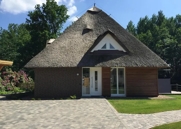 Hello Holidays Residenz - Sonnenglut - Seeterrasse - Sauna - Parkplatz