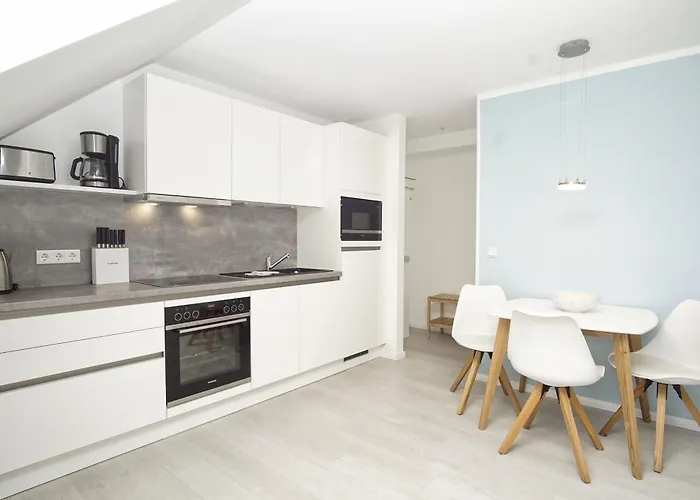 Haus Inselwind Ferienwohnung 16 MEERwind mit gratis Nutzung vom AHOI Erlebnisbad und Sauna in Sellin