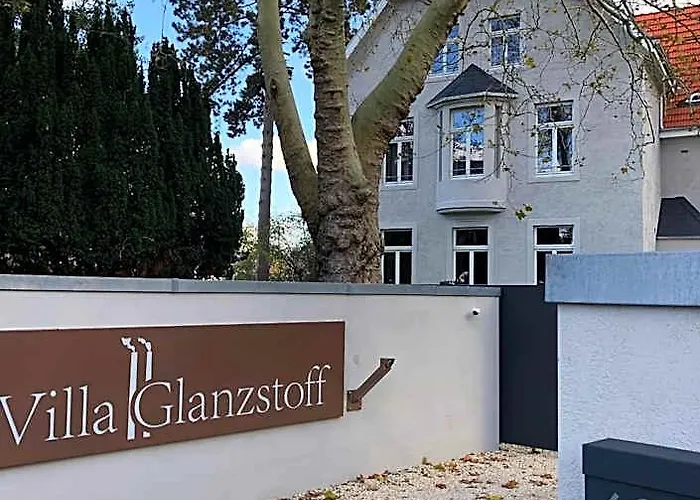 Glanzstoff