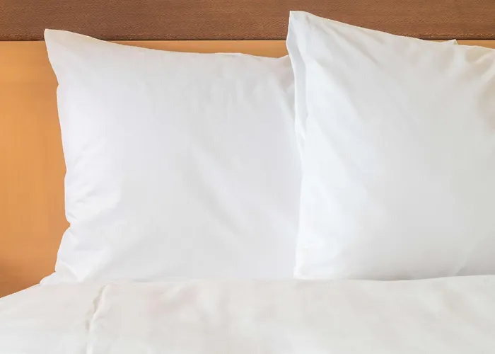 Holiday Inn Express - By Ihg