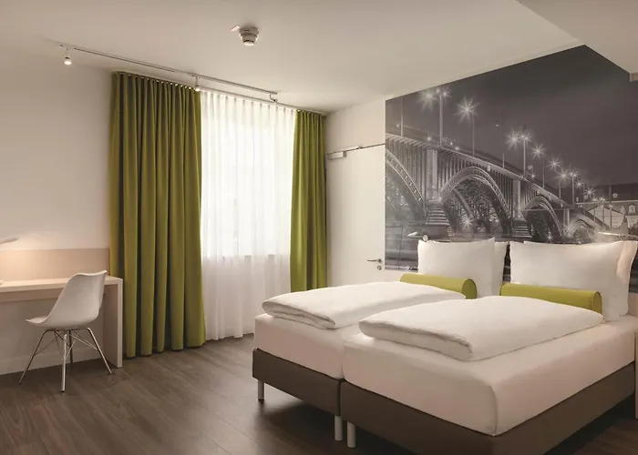 Super 8 By Wyndham Mainz Zollhafen