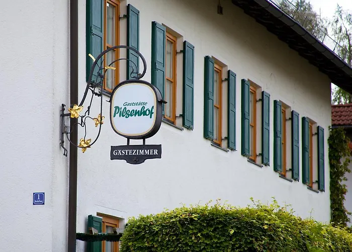 Landgasthof Pilsenhof Entenbraterei Hechendorf am Pilsensee, Deutschland