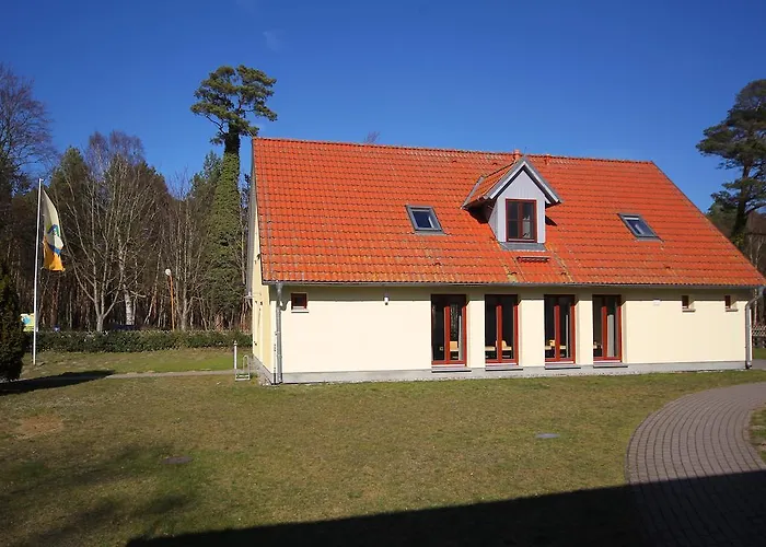 DJH Jugendherberge Born-Ibenhorst