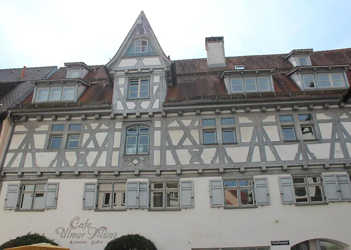 Hotel Schmales Haus