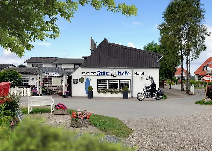 -Restaurant Faehr-Cafe