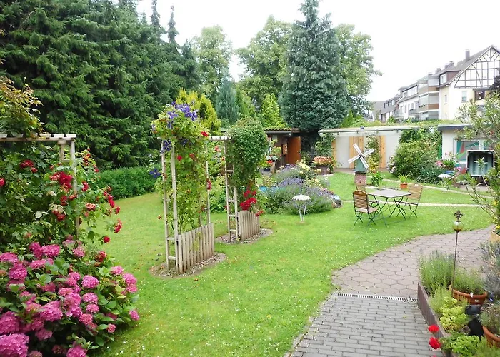 Engelke Am Schloss
