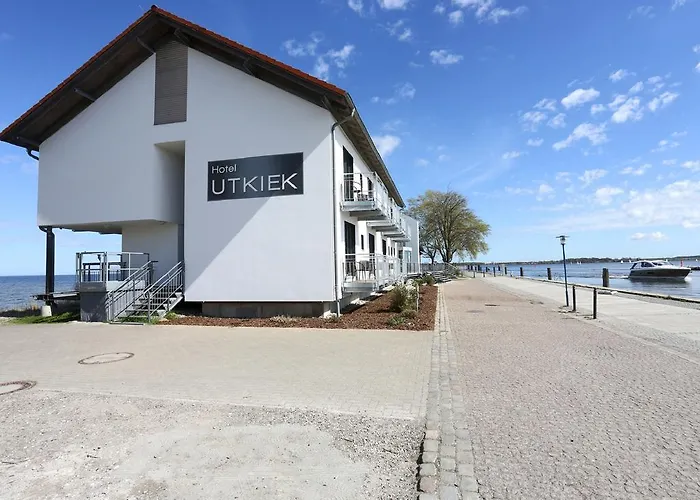 & Restaurant Utkiek