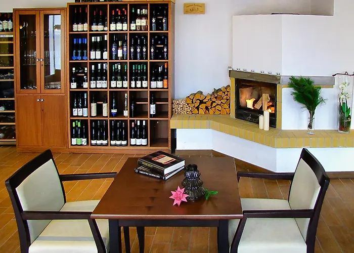 TANN Rooms&wine