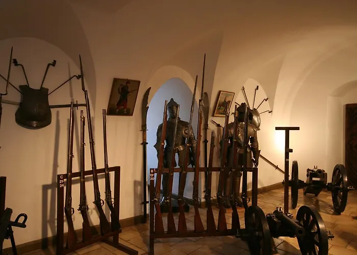 Cvjm Jugendherberge Burg Wernfels