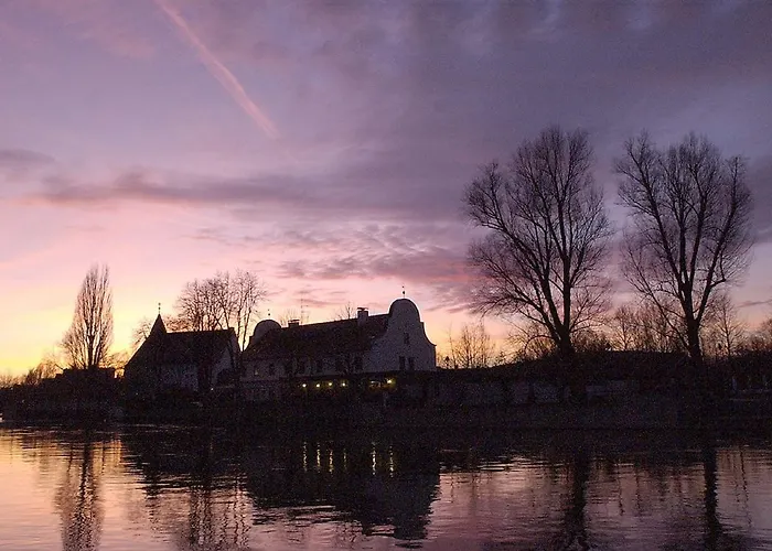 Gasthof Hotel "Zur Insel"
