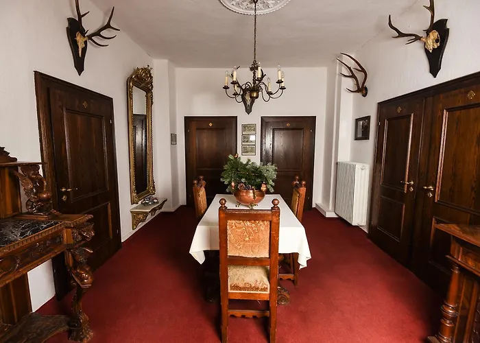 Jagdschloss Fahrenbühl Hotel Garni Kirchenlamitz, Deutschland