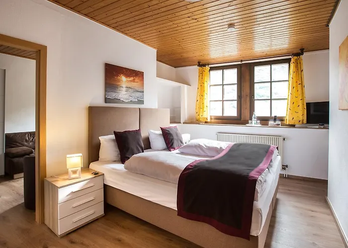 Hotel Ellenzer Goldbäumchen, Deutschland