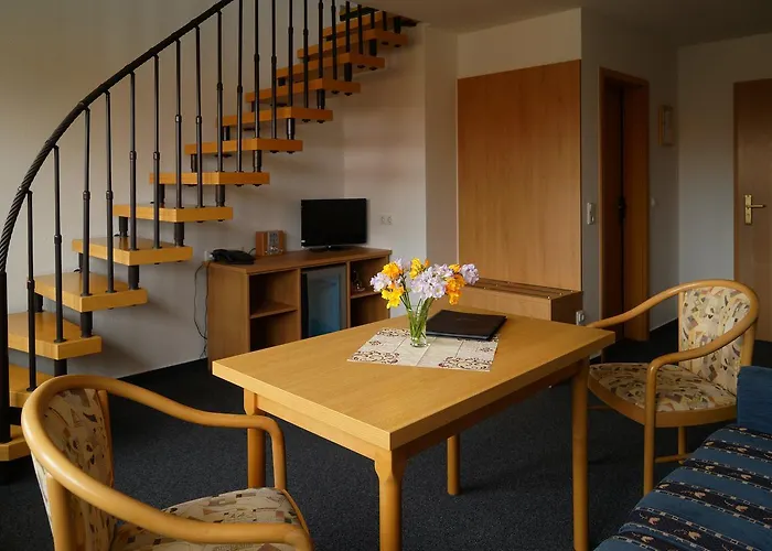 Hotel Deutsches Haus am Fischländer Hafen Wustrow , Deutschland