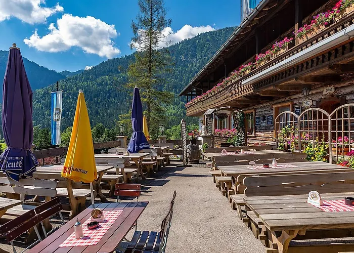 Gröbl-Alm Haus zur schönen Aussicht