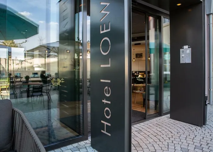 Zum LOEWEN