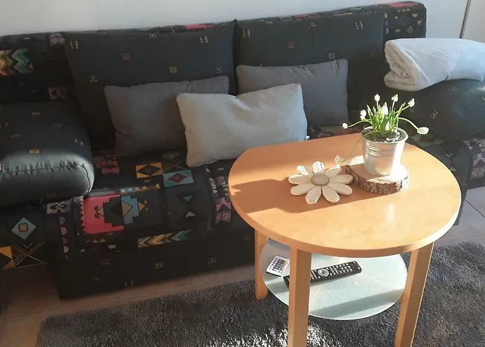 Cordes, Apartment 1