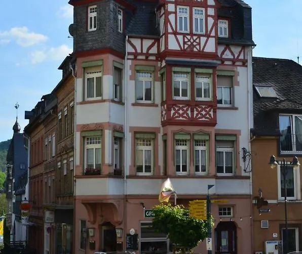 BG Living&Hosting - Stilvolles Jugendstilhaus am Marktplatz - Top-Lage im Zentrum
