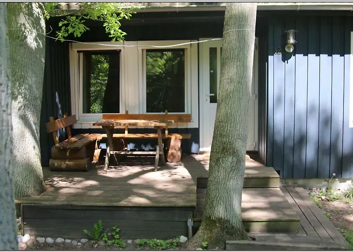 Exklusiver Bungalow direkt am Strand