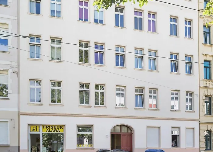 Helle Wohnung Mit Balkon In Gruenen Innenhof - W-Lan, 4 Schlafplaetze