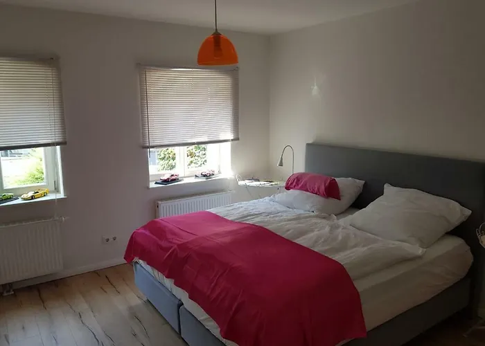 Im Dobbenviertel Mit Terrasse 3 Doppelzimmer 98qm
