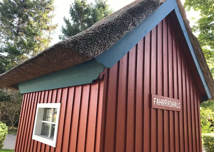 Leuchtturmhaus by Ferienhaus Strandgut