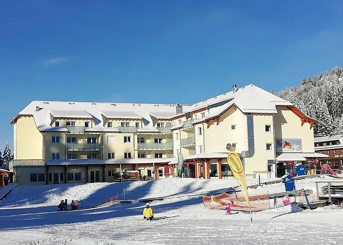 Blackforest Lounge direkt an der Skipiste, Ski in&Ski out, Skischule im Haus, Startpunkt für Wanderungen