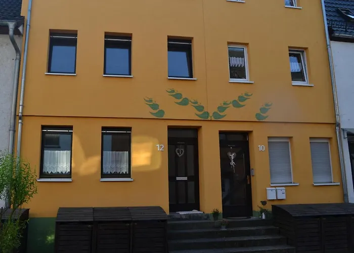 Fewo Hauswurm Mit Hund Na