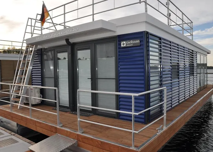 Hausboote Marina Braunsbedra